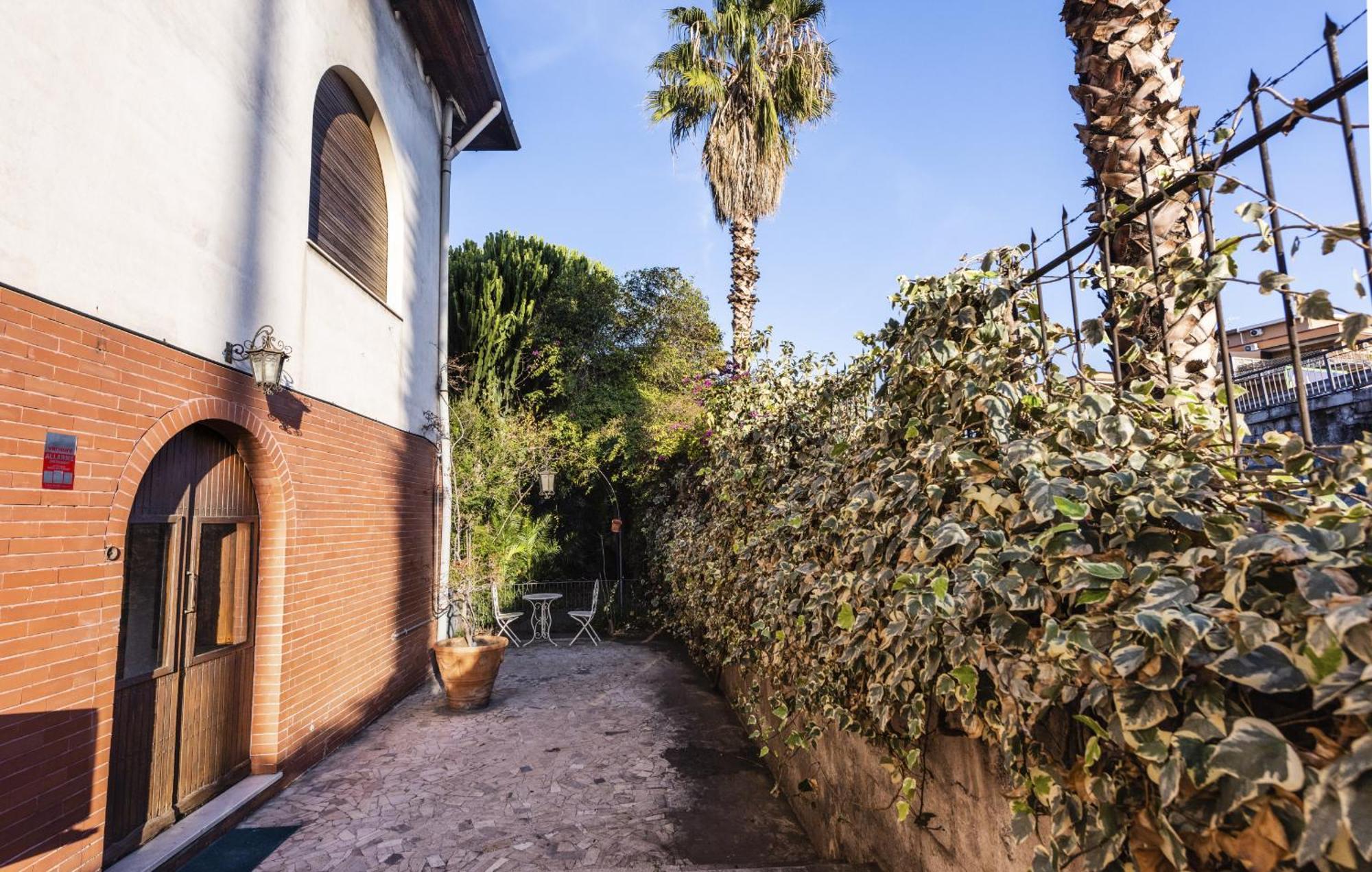 Euphorbia Apartments By Wonderful Italy CTA Eksteriør billede